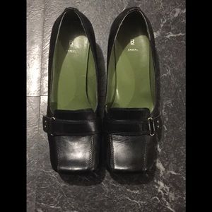 Dress shoes never worn